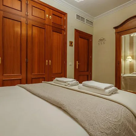 Descanso-elegancia En Parking Gratuito Apartment